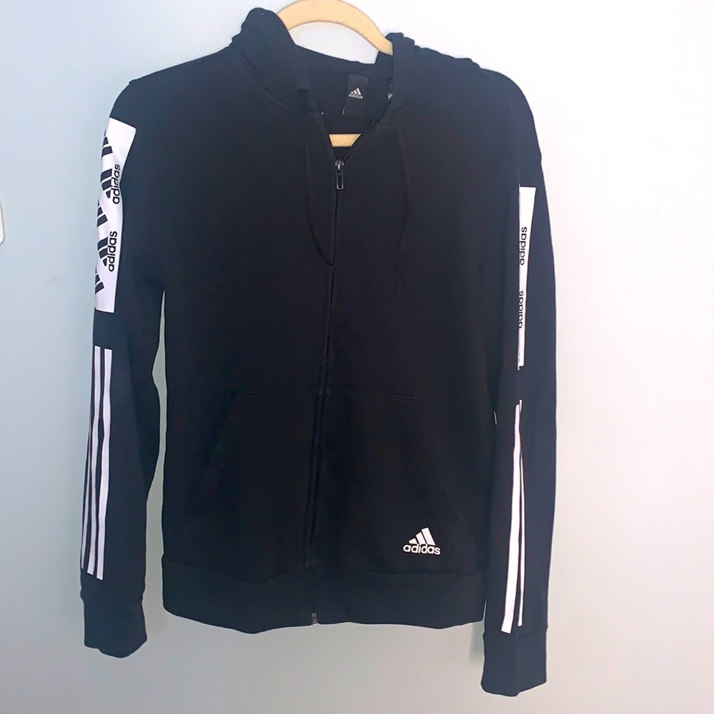 Adidas Jacket - NWOT woman size Medium color black